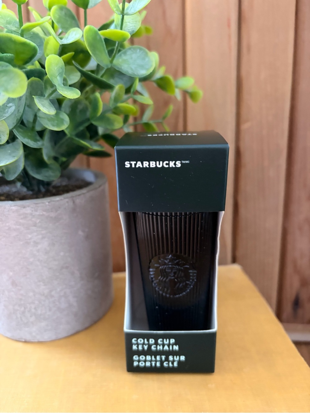Starbucks Black Cold Cup Keychain • Mini Tumbler Charm NIB - Picture 6 of 6